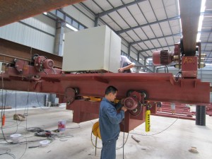 赤壁蒲圻起重機械結(jié)構(gòu)產(chǎn)品出廠檢驗車間圖展。