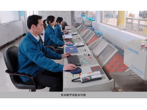 赤壁蒲圻起重機械設(shè)備性能檢測車間。